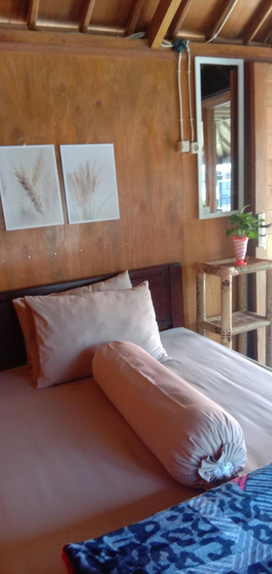 Radiya Guesthouse Sembalunlawang Habitación foto