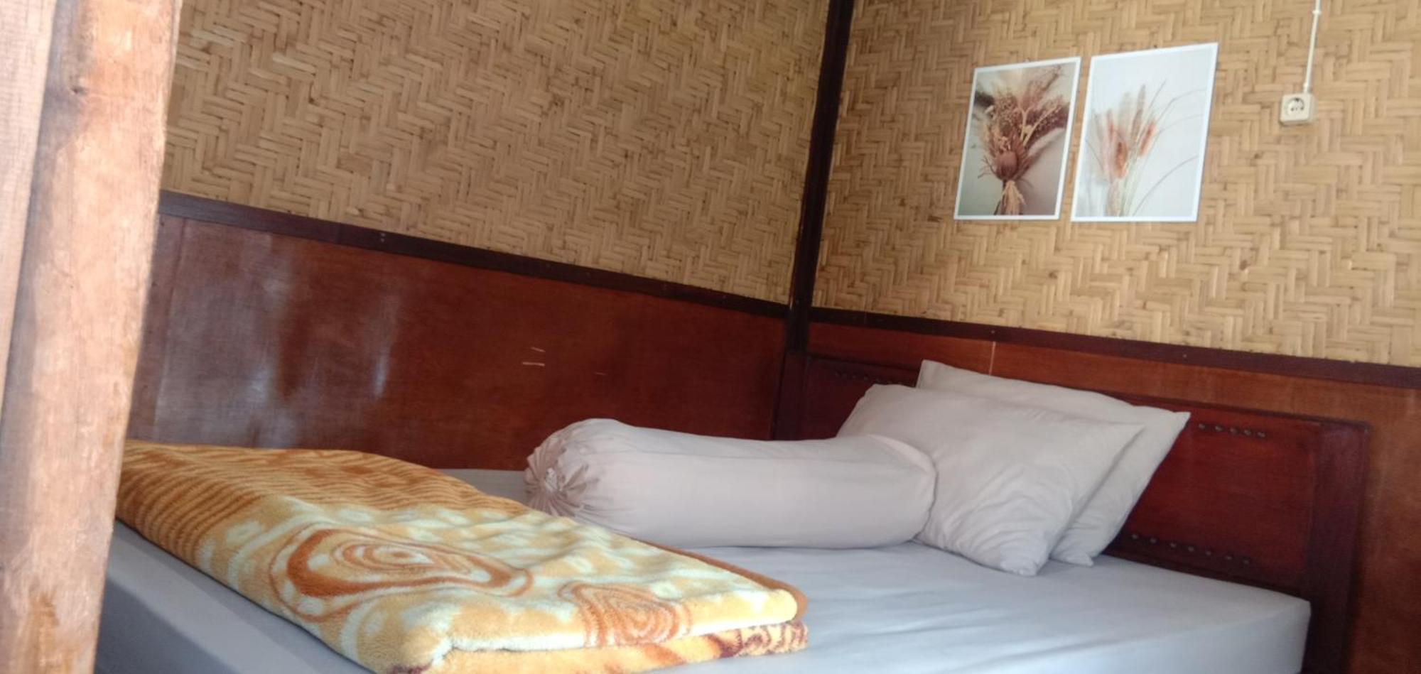 Radiya Guesthouse Sembalunlawang Habitación foto