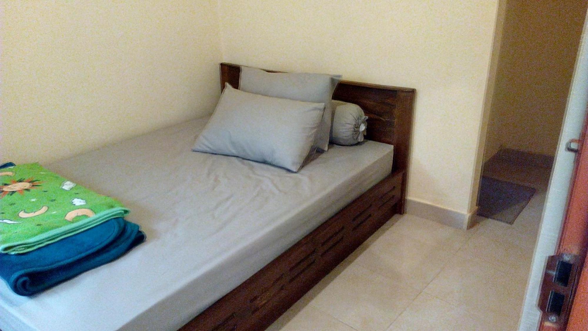 Radiya Guesthouse Sembalunlawang Habitación foto